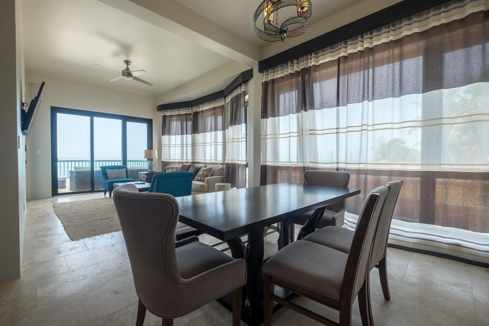 Diamante Beachfront Suites Сан Педро Екстериор снимка
