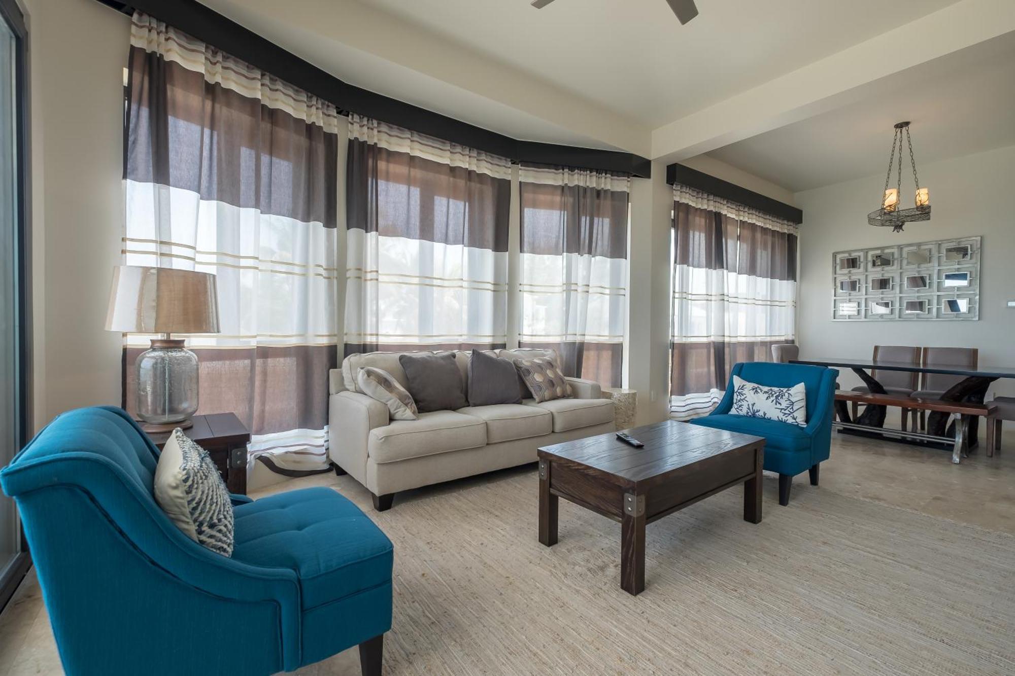 Diamante Beachfront Suites Сан Педро Екстериор снимка