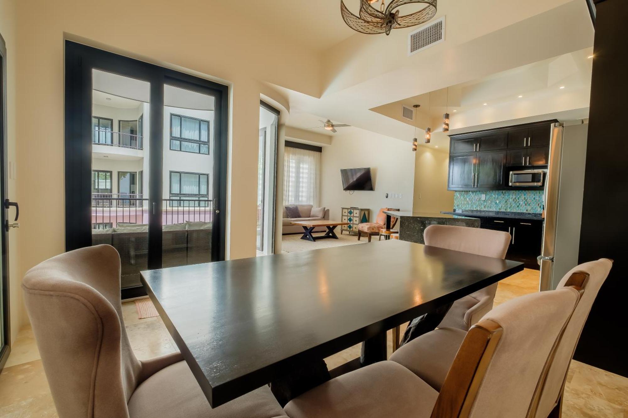 Diamante Beachfront Suites Сан Педро Екстериор снимка